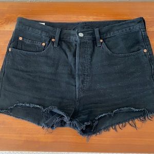 Levi’s 501 cutoff shorts